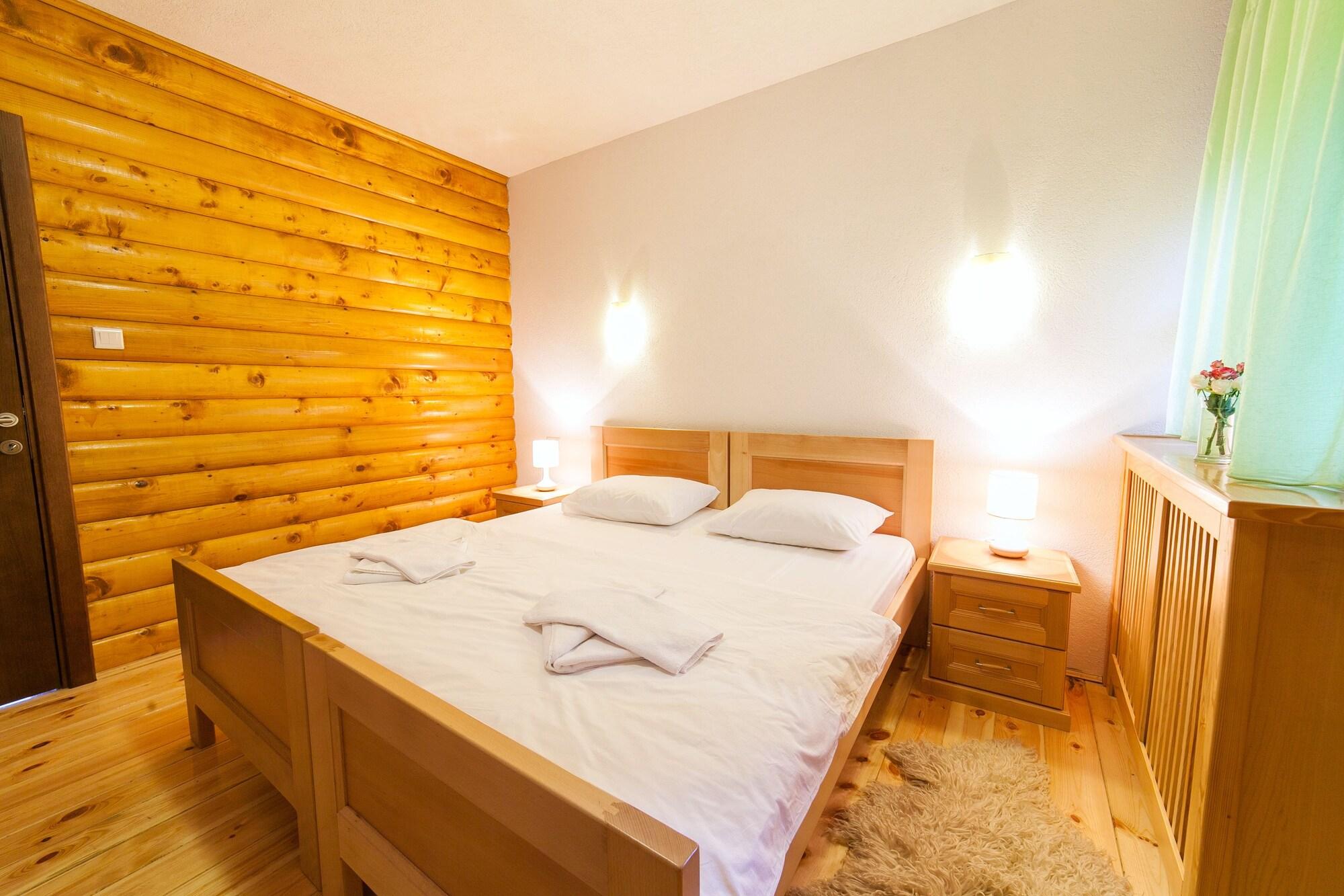 & Gacka Hotel 4*