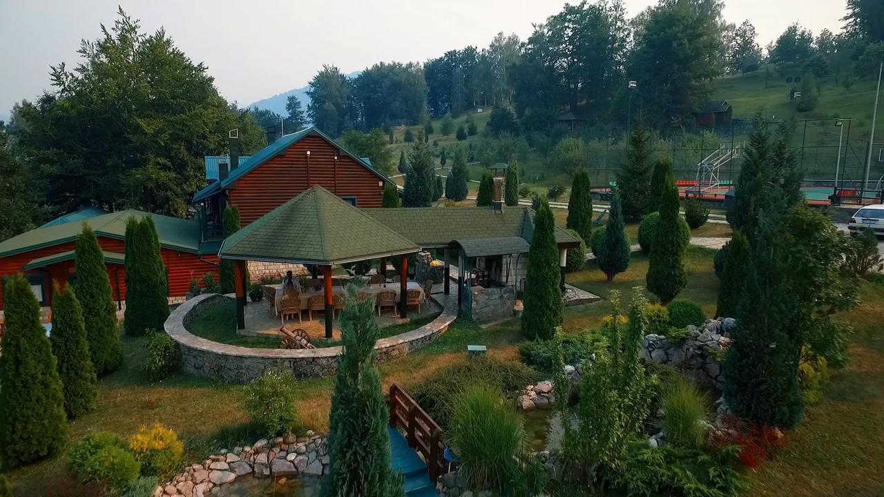 Hotel & Gacka Mojkovac